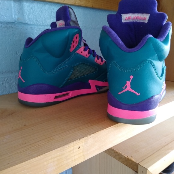 Retro 5 - Picture 2 of 2